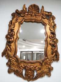 Antigo Espelho dourado.