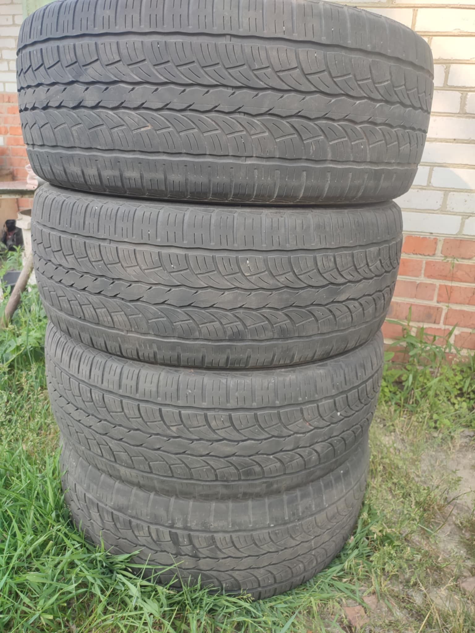 Резина 275/ 55 / R20