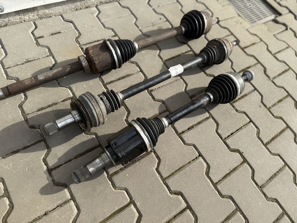 Полуось півісь шрус 4x4 1.6 2.2 2.0 Віто Вито Vito V-class EQV W447