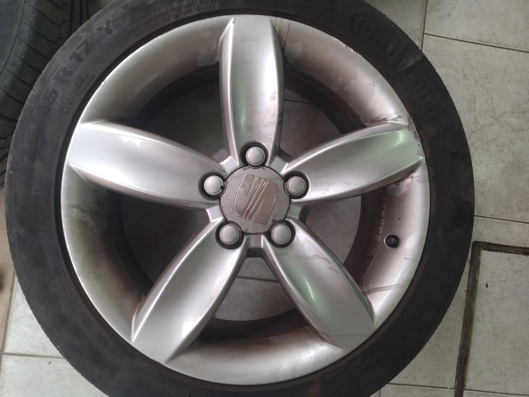 Jantes Seat Leon medida 17" furação 5x112 FR Cupra