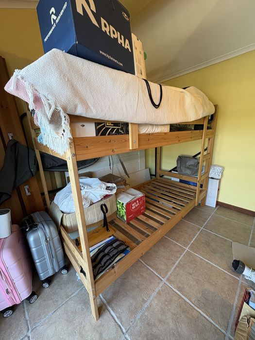 Beliche Ikea sem colchões