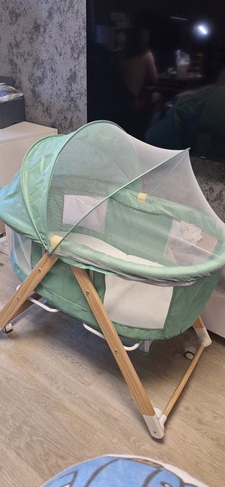 Продам нову кроватку для немовля