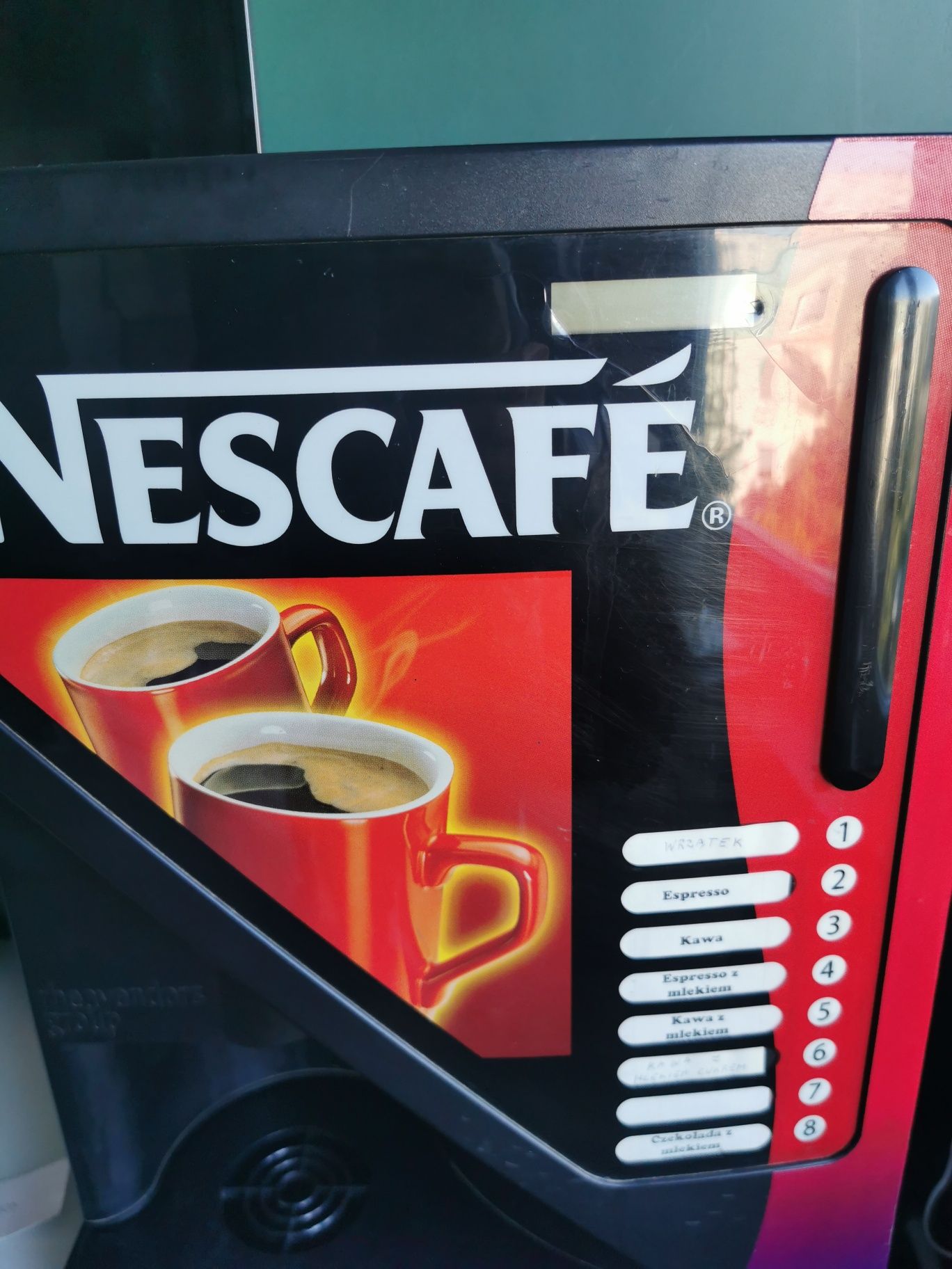 Automat vendingowy Nescafe