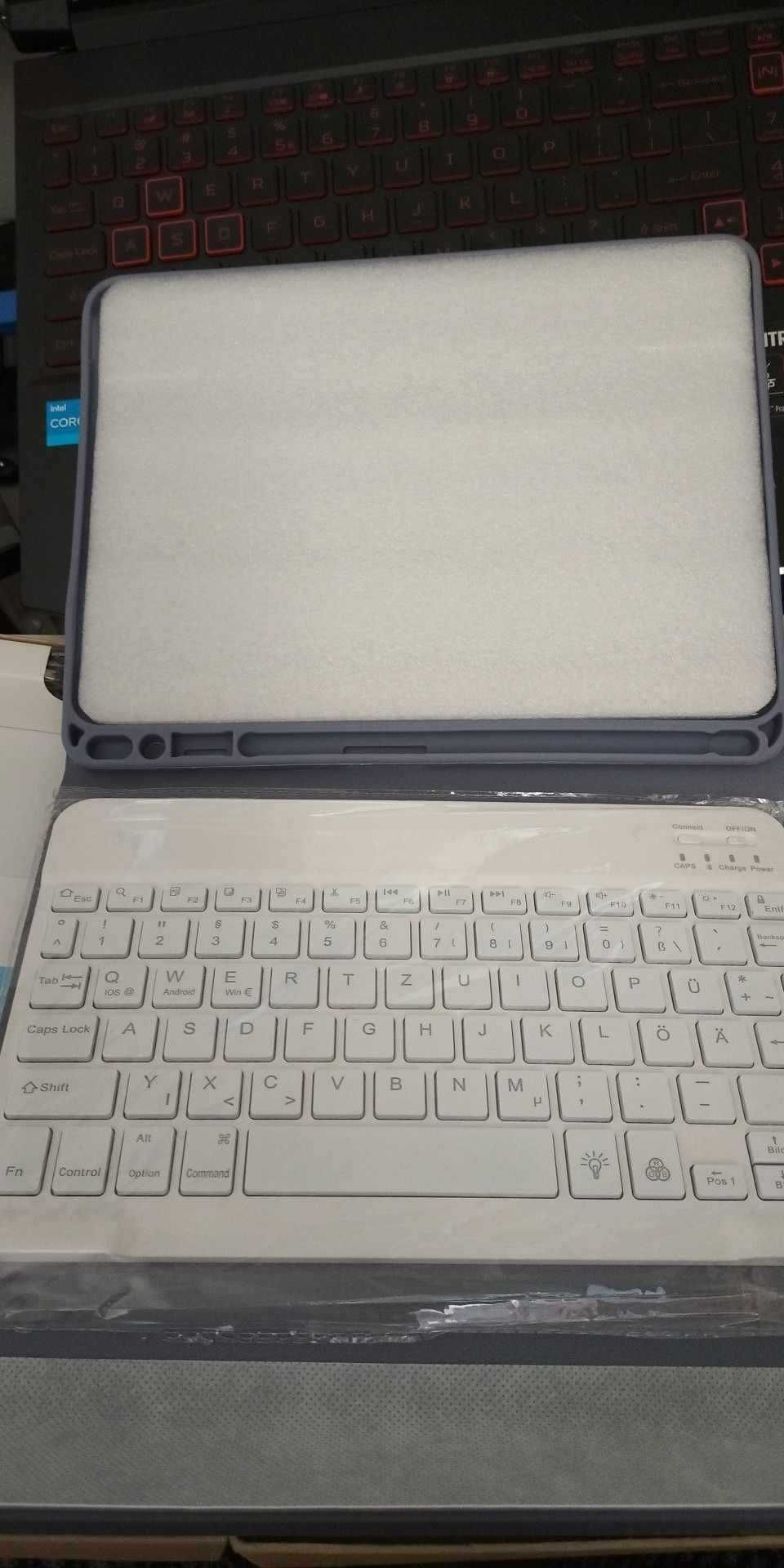 Etui na klawiaturę do iPada Air 5. 4. generacji, 10,9" lawenda