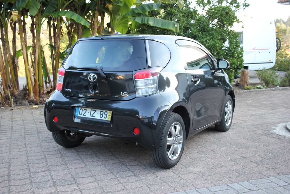 Toyota IQ Cx. Automática