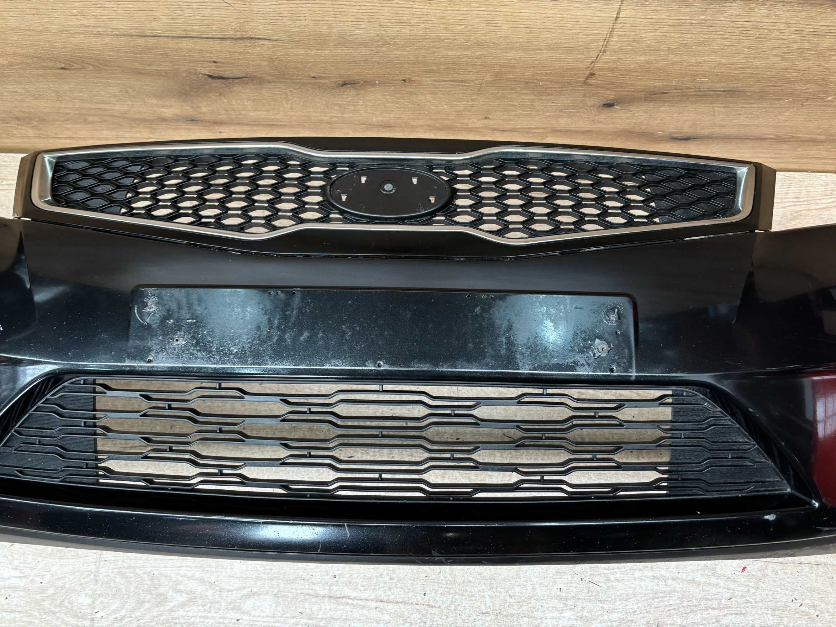 Zderzak przedni Kia Ceed Lift kolor 1k