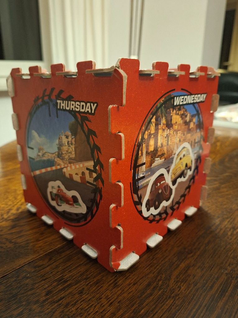Plan lekcji angielski dla fanów Cars Disney School Timetable Trefl 3D