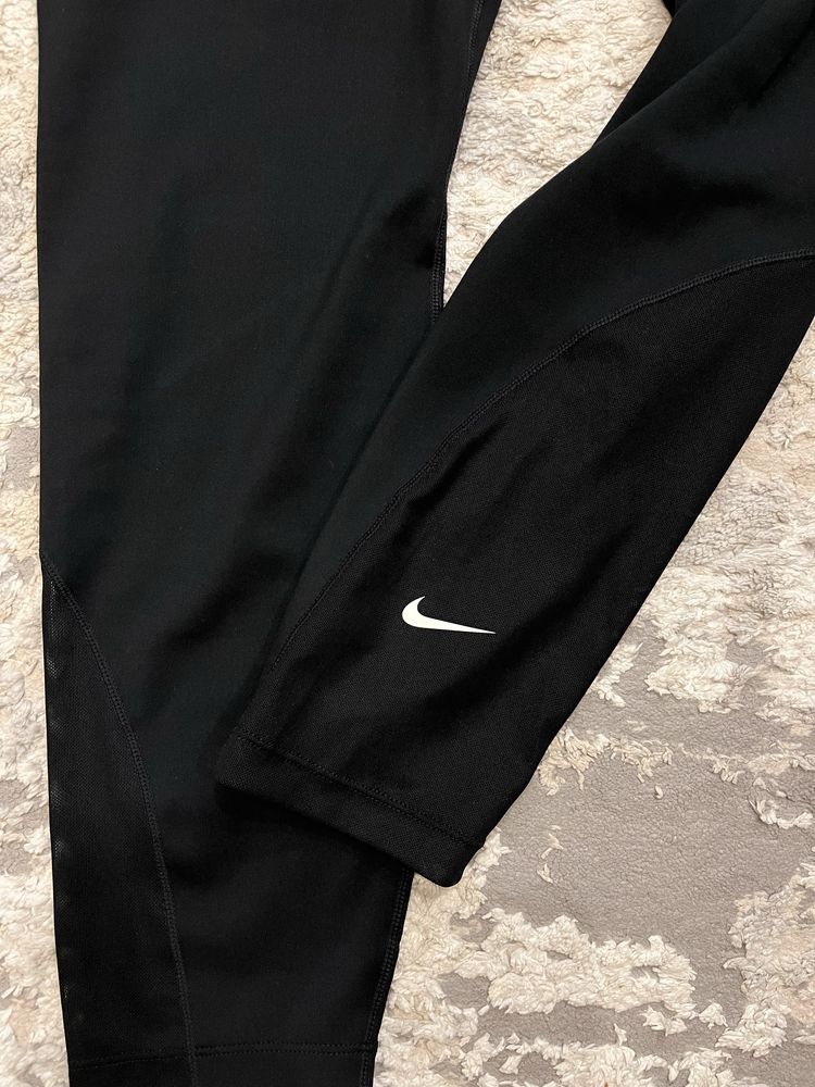 Нові жіночі лосіни Nike XL