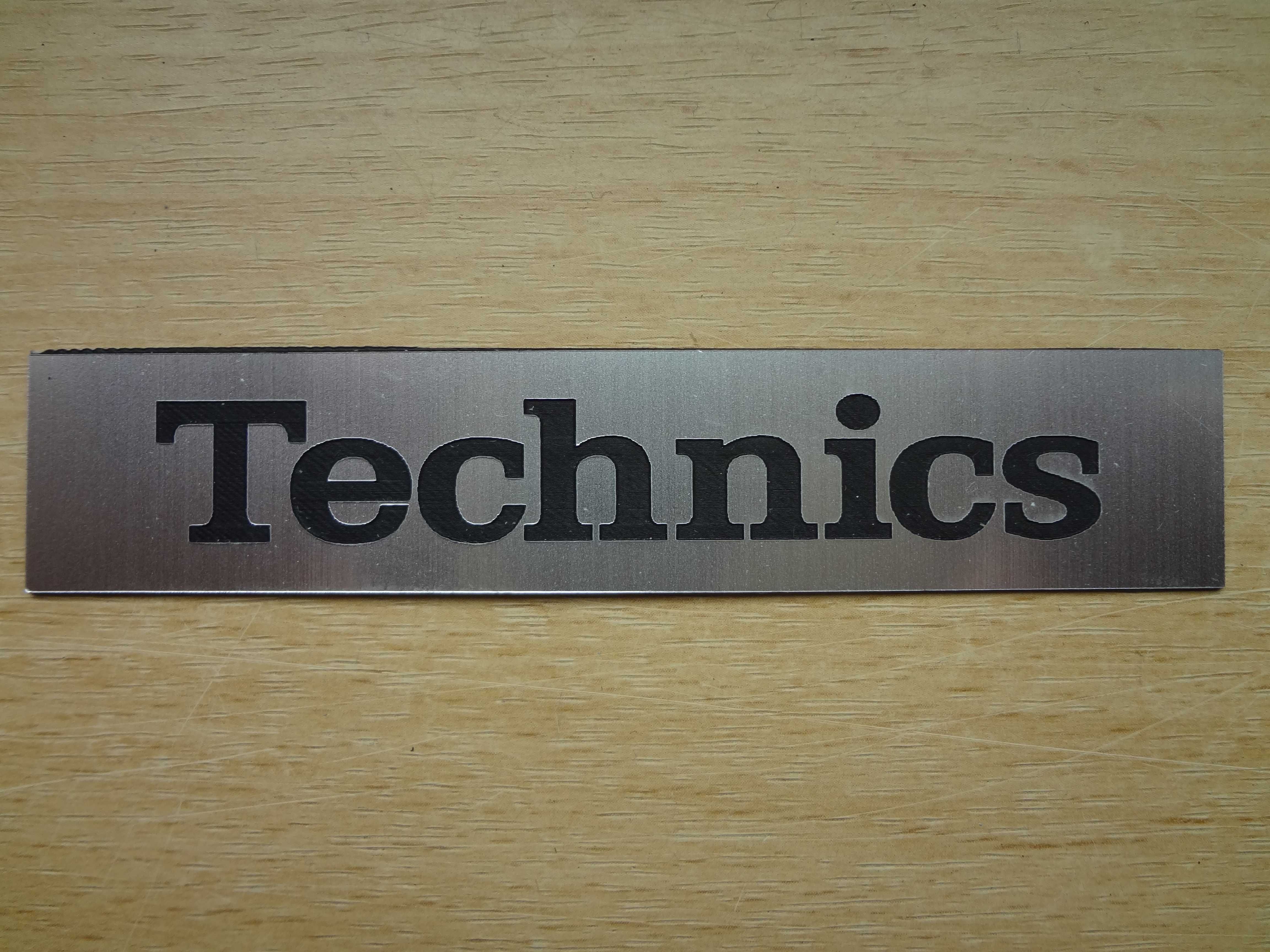 Technics logo napis