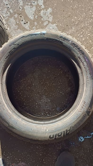 Резина, шини 185/60r15.