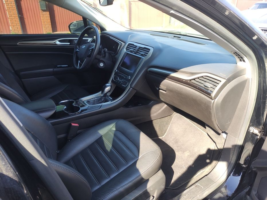 Продаж Ford fusion se