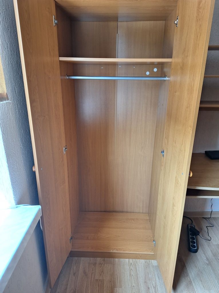Zestaw mebli do pokoju