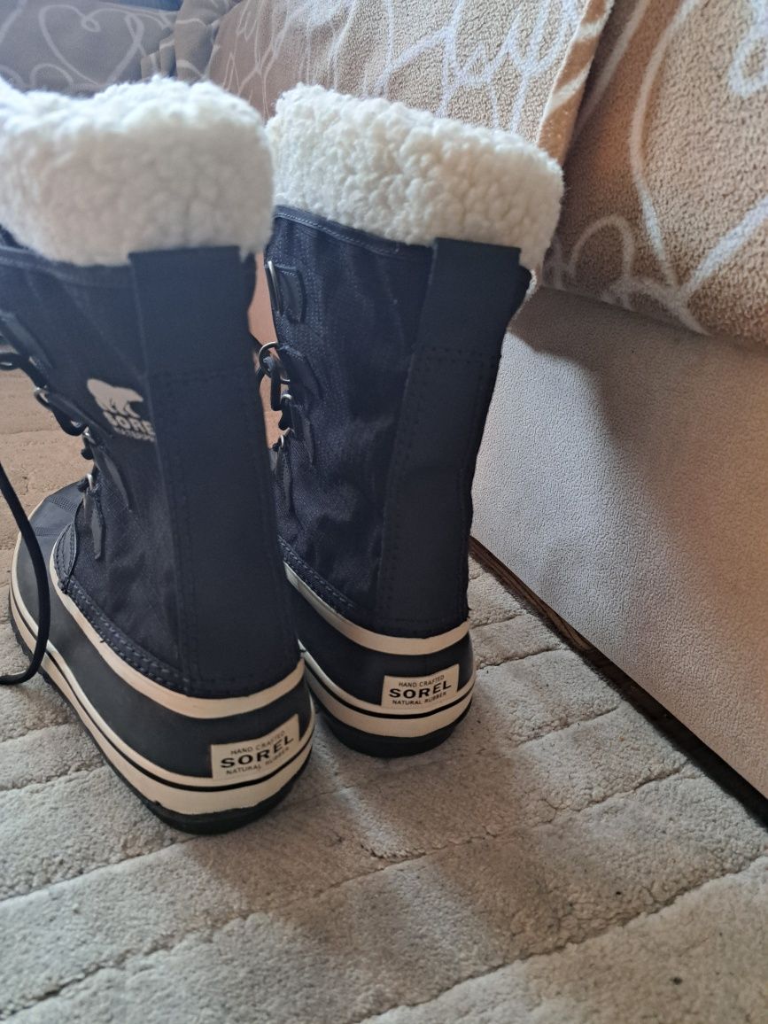 Sorel winter carnival 40,5