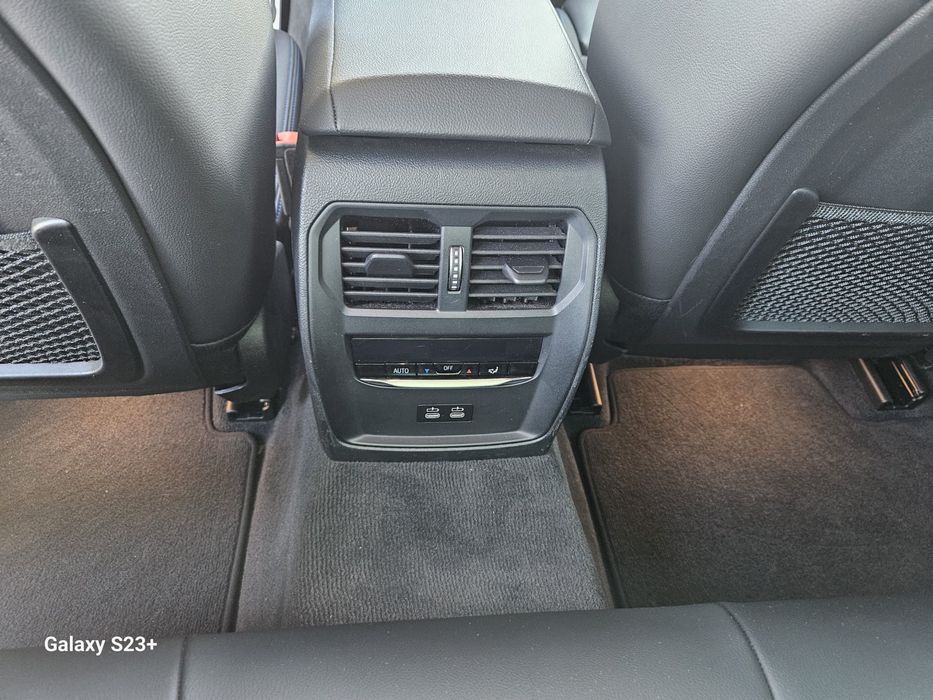 BMW 330e Pack M -