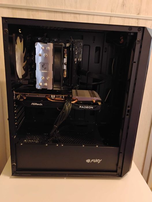 Komputer gamingowy do gier RX6600 i5 12400f 32GB DDR4 1TB SSD 550W PSU