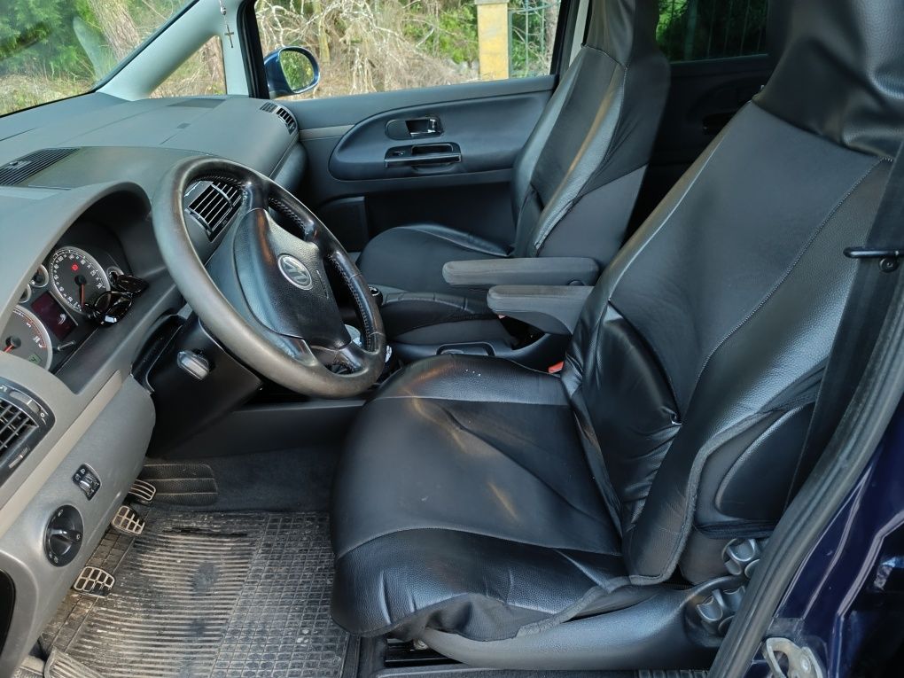 VW Sharan 2004 pd 130 asz