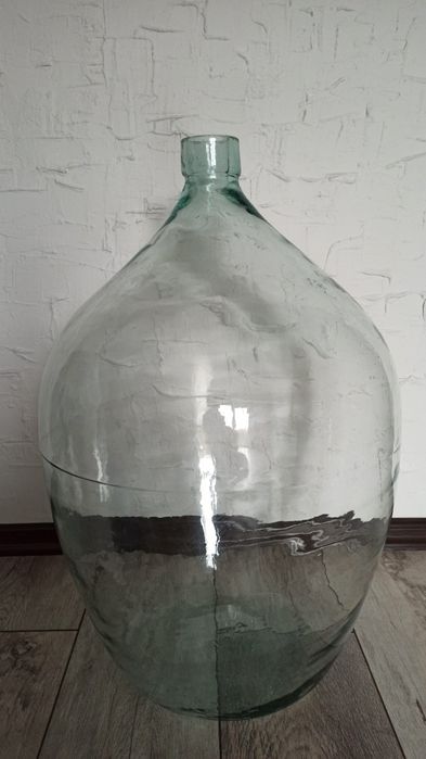 Gąsior do wina, stary bardzo dobrym stanie.