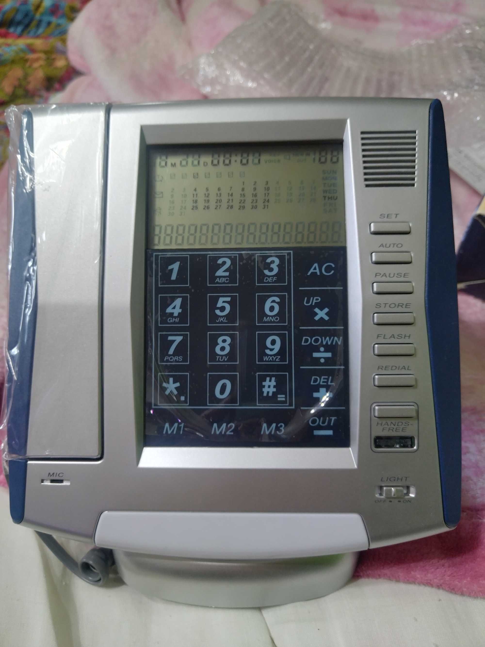 Telefone fixo Innovage Products para escritório.