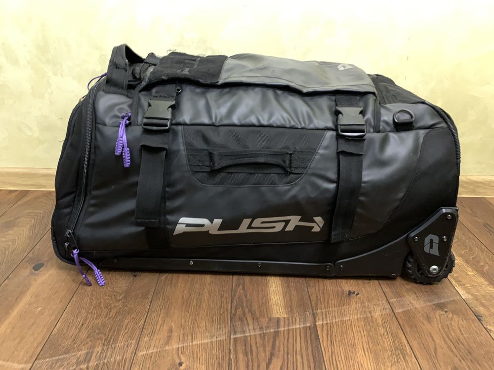 Сумка дорожня PUSH Division One roller gear bag