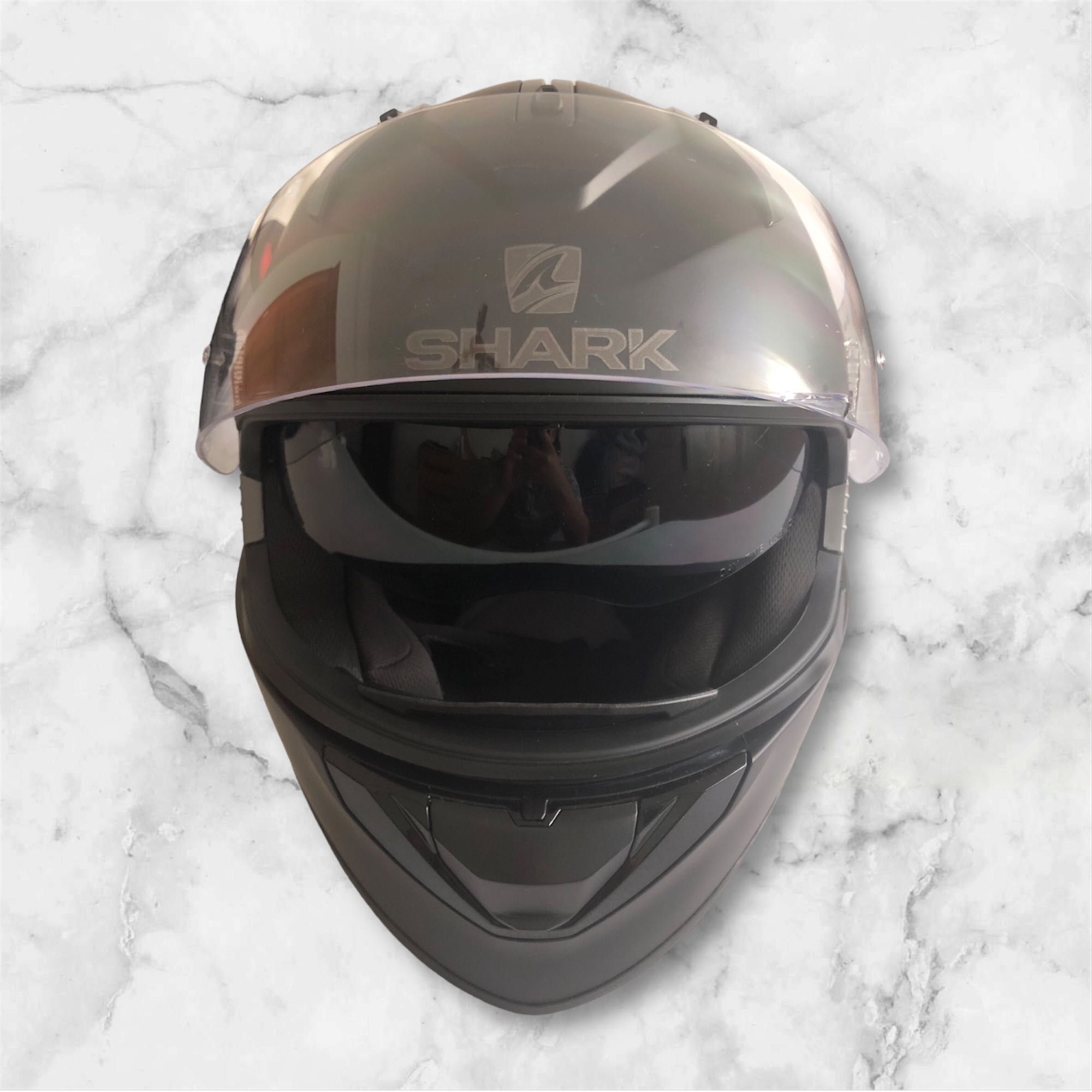 Casaco Armure e Capacete Shark