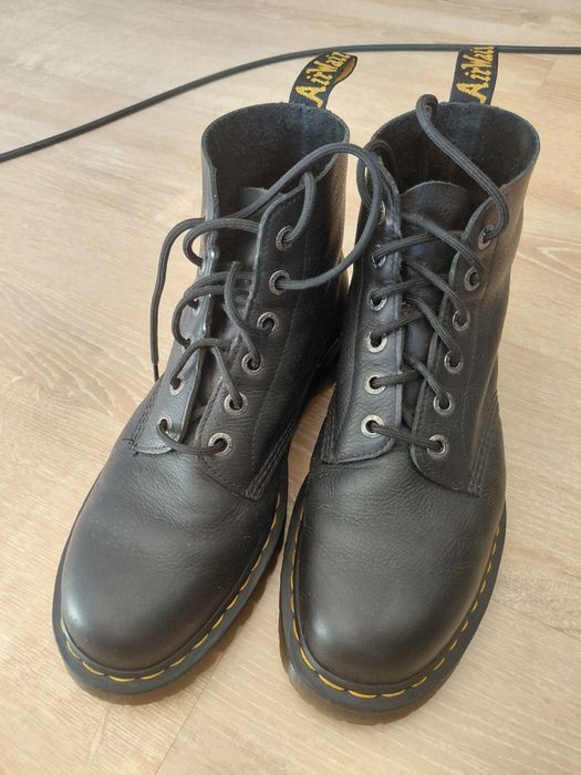 Botas pretas Dr. Martens n44