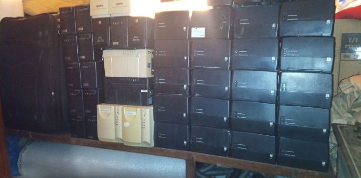 Преобразователь напряжения с 12 на 220 вольт,ИБП,ДБЖ,инвертор 12-220