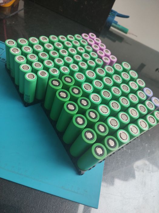 Збірка та перепаковка акумуляторів, ліхтариків та іншої техніки з акб