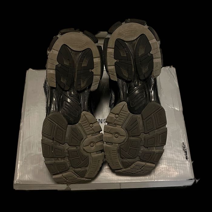 Кроссовки Balenciaga Runner Dark Grey Black (677403 W3RBR 1515)