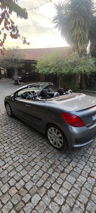 Peugeot 207 CC 1.6 HDi FAP