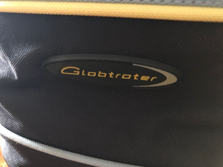 Nowy kuferek kosmetyczka podróżny Globtroter
