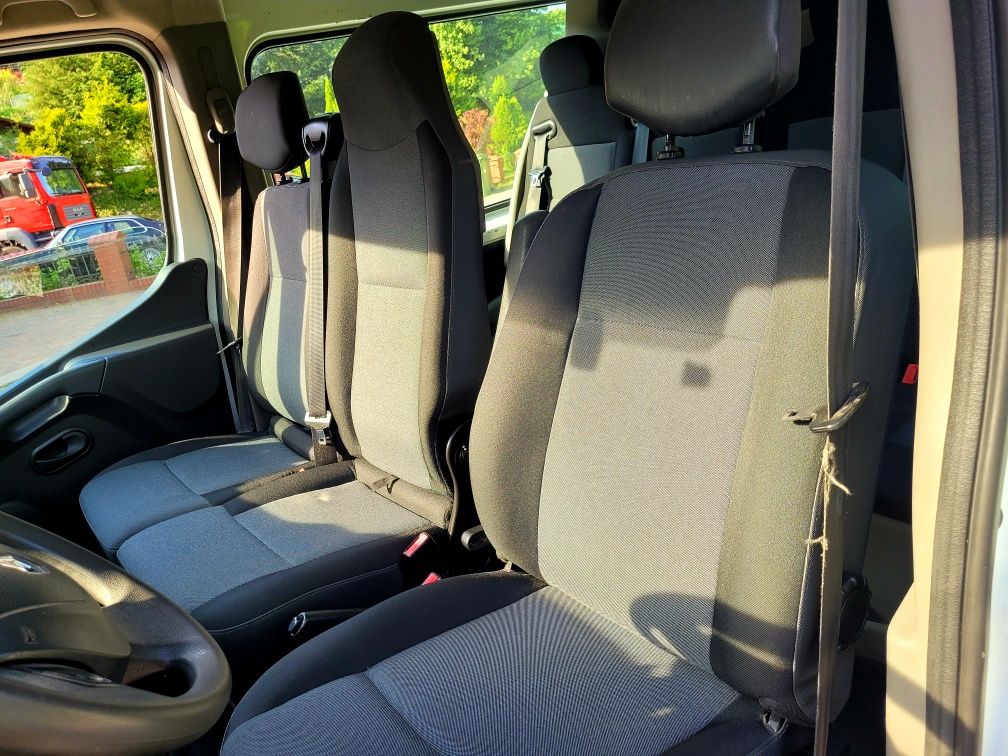 Renault Master III 2.3 DCI 131KM  7 osobowy klima hak Faktura