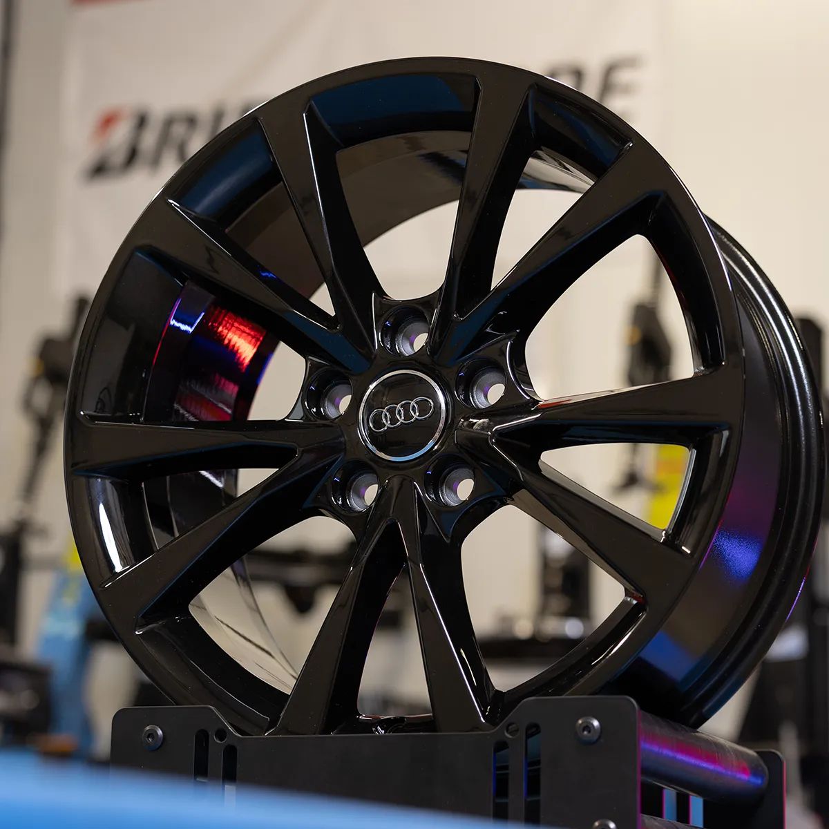 NOWE ORYGINALNE Felgi Audi 17" A3 A4 A6 Q2 Q3 TT