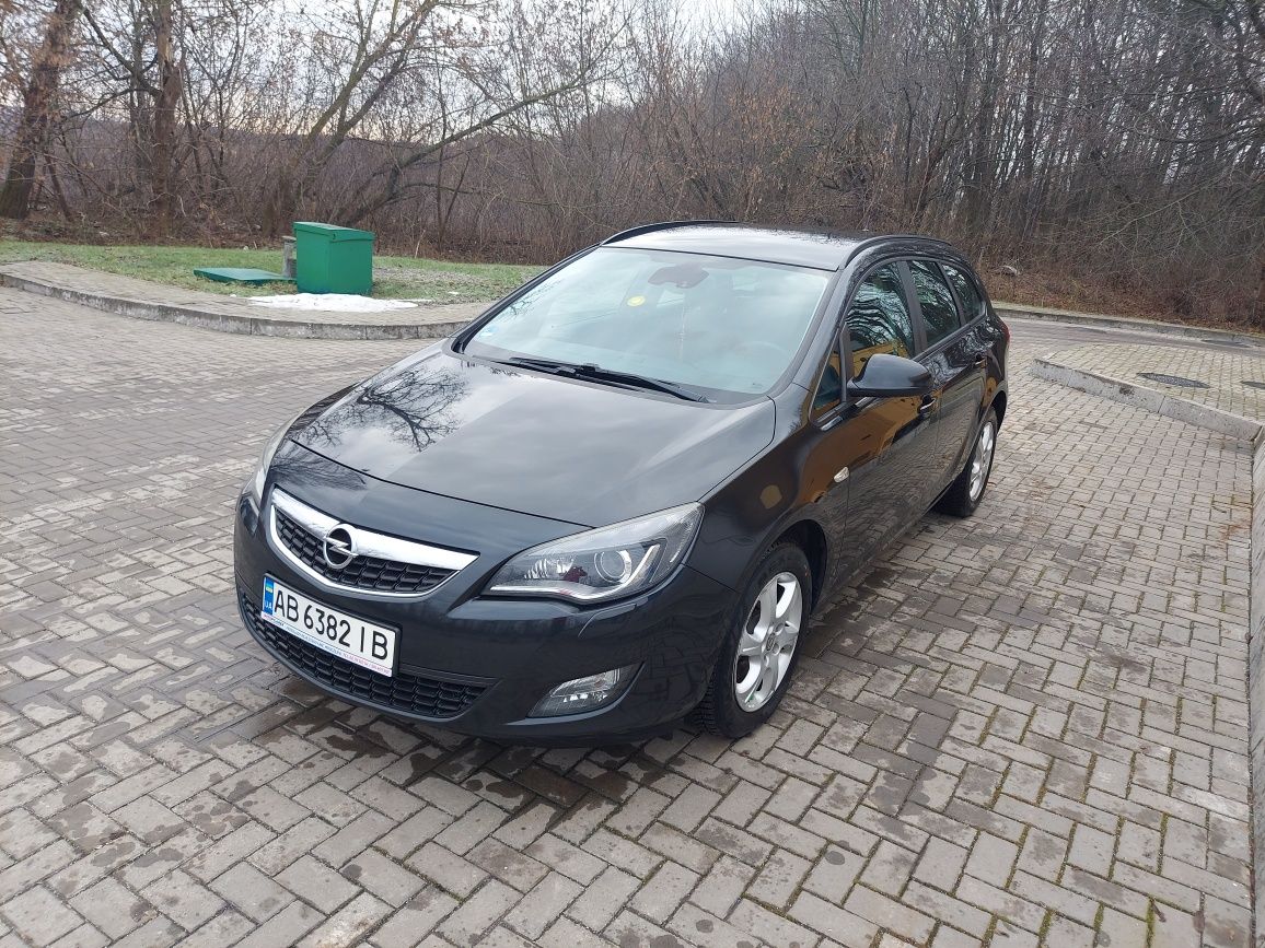 Opel Astra j 1,7cdti