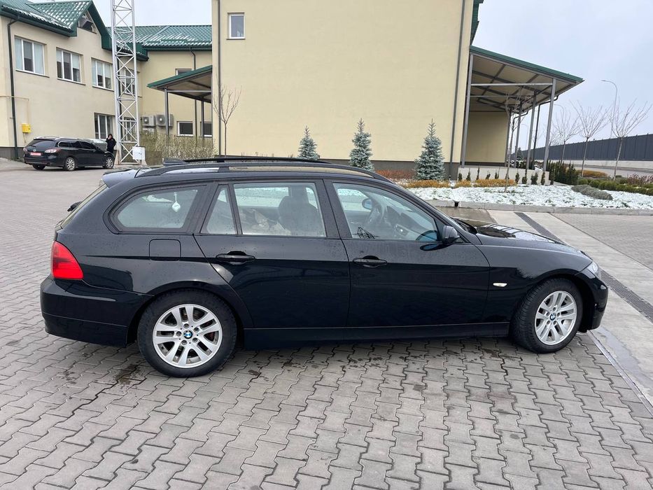 Продам BMW E91 2007р пробіг 335 км повністю обслуговування деталі за т