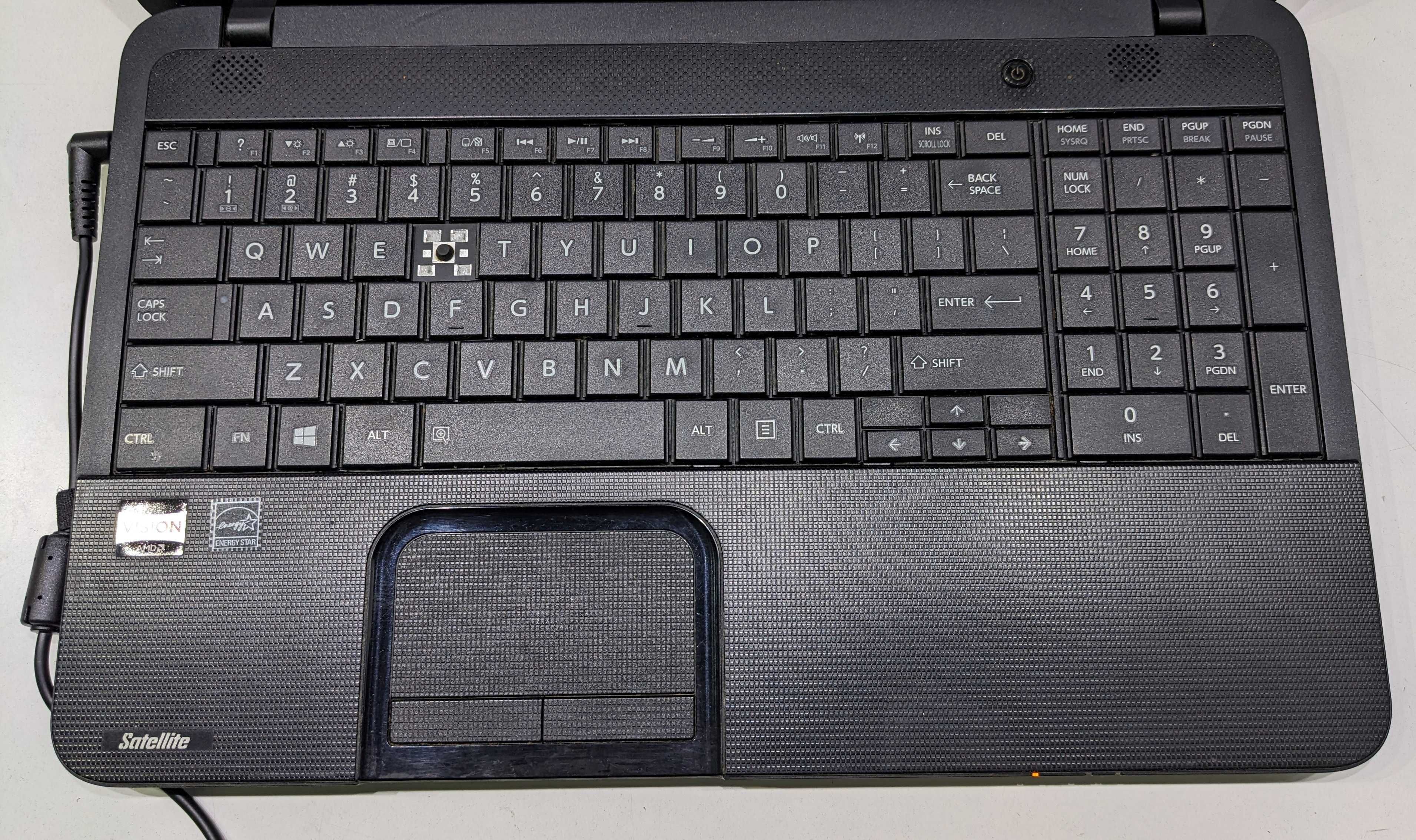 Toshiba Satellite C855С (S5100) AMD Radeon – ноутбук на запчасти