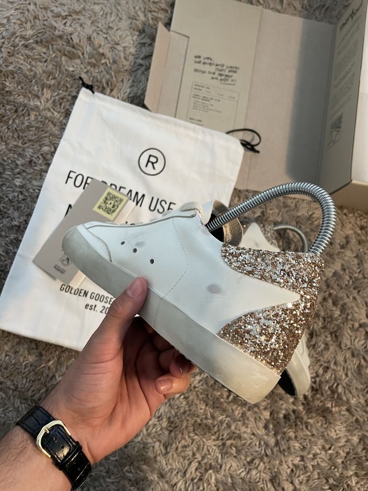 Golden goose superstar