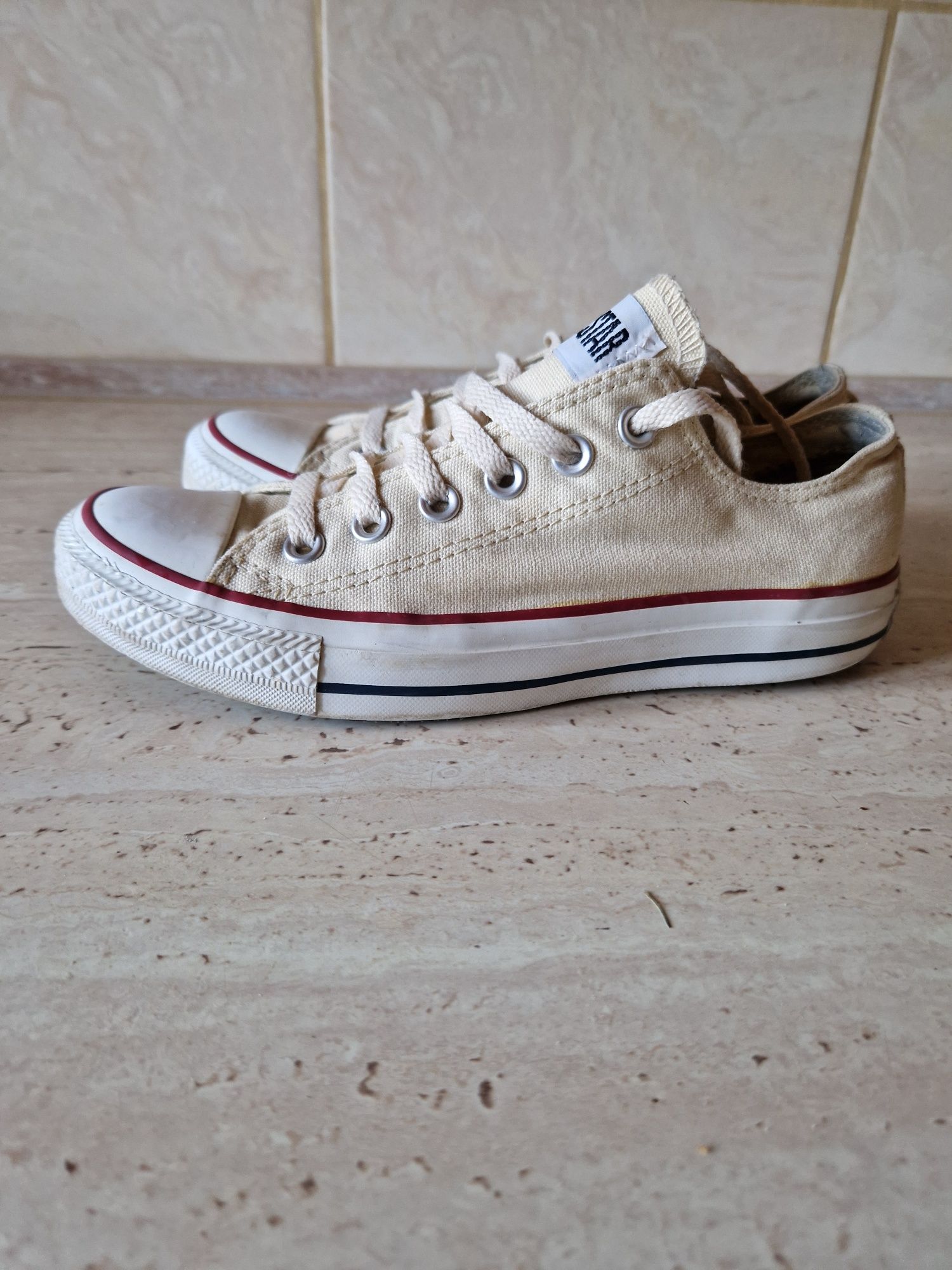 Trampki Converse r 37.5