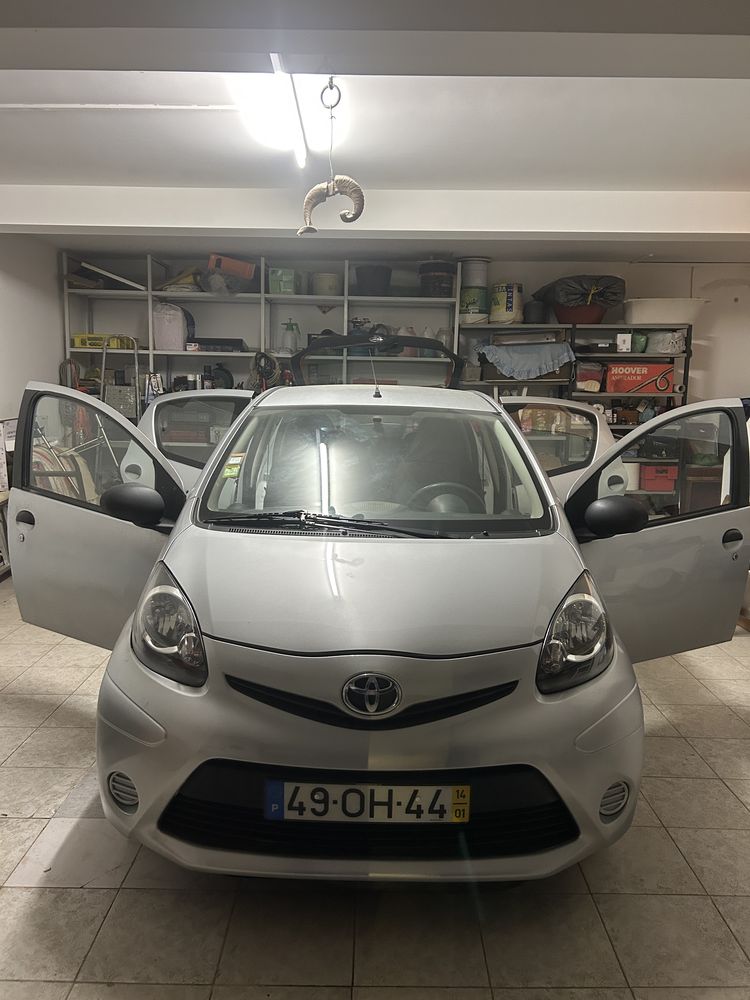 Toyota Aygo 1.0 com Power pack+AC