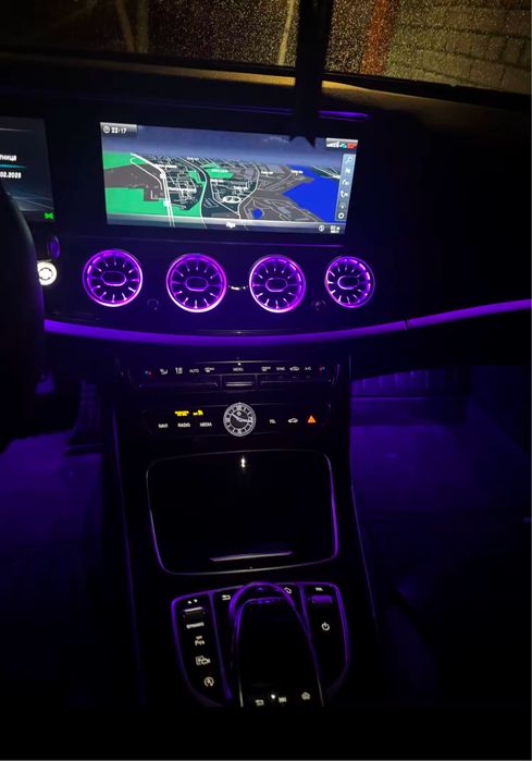 Дефлектори повітреходи W213 Ambient Light 64 кольори Mercedes-Benz