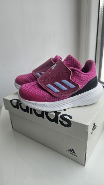 Дитячі кросівки Adidas