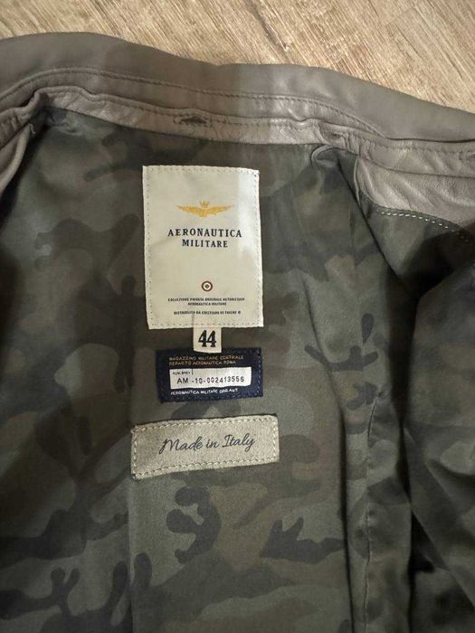 Шкіряна італійська куртка Aeronautica Militare