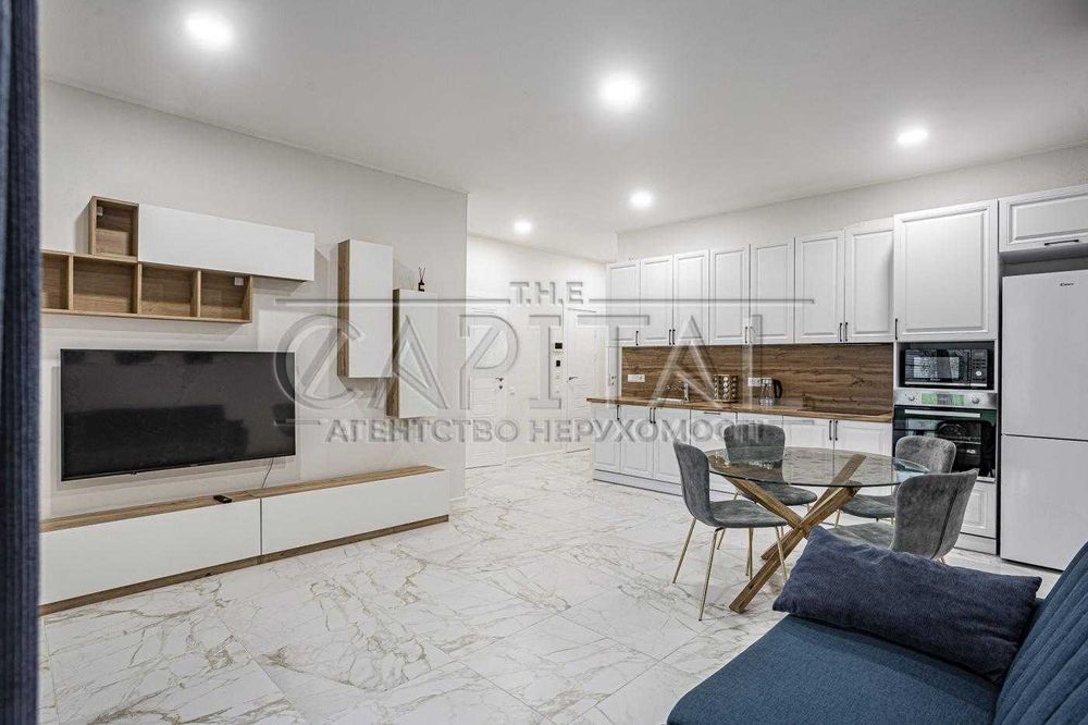 Увага!! Оренда дуплекс таун будинок Гатне автономний двір тварини ок