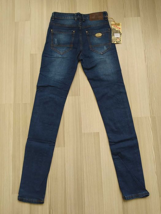 Новые подростковые джинсы - 25-26 размер