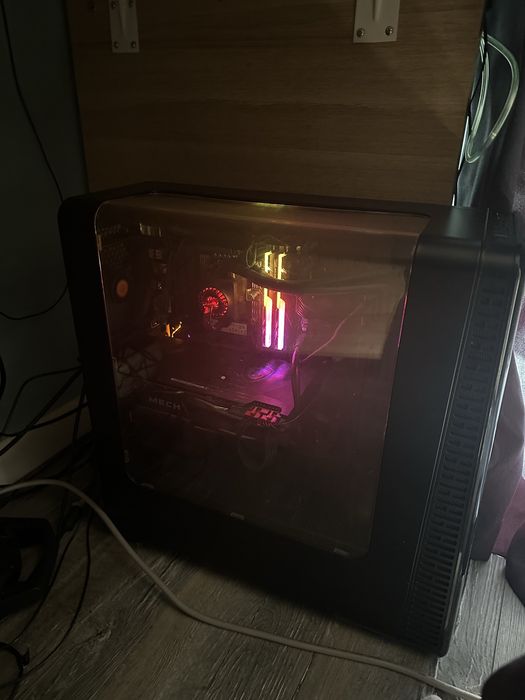 Komputer do gier | i7-9700k, RX6700 XT 12GB, 16 GB RAM