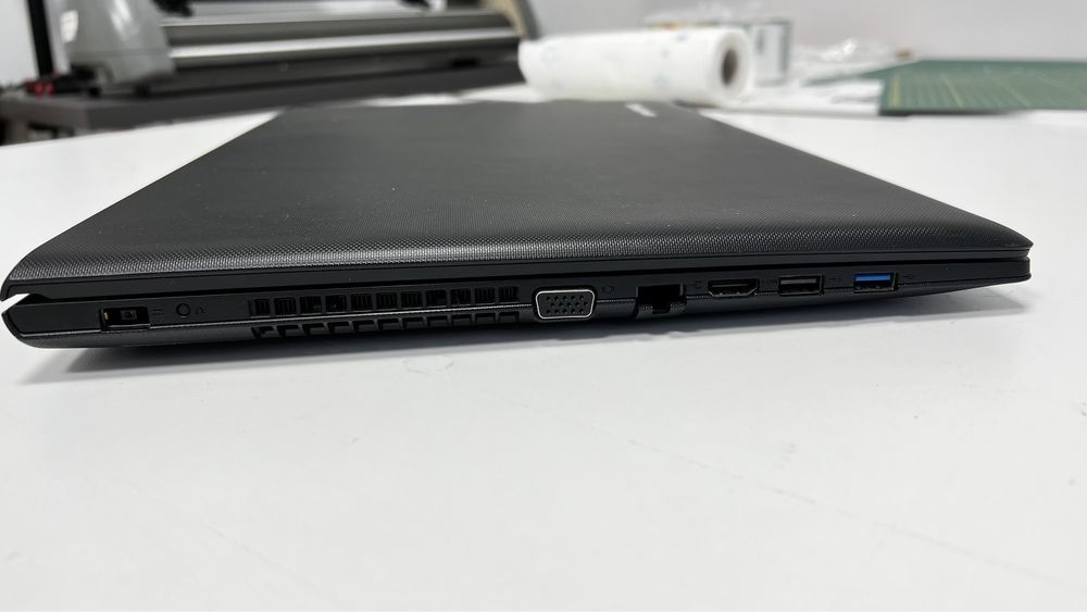 Laptop Lenovo G70-80 / 17” cali / 8GB / 120 GB SSD / i3