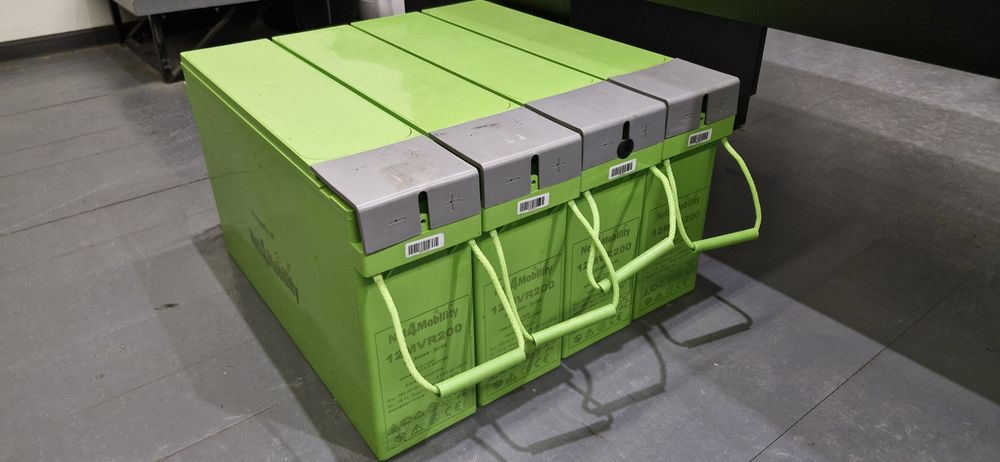 Акумулятори 48v Інвертор 6.2kWt  Monbat AGM