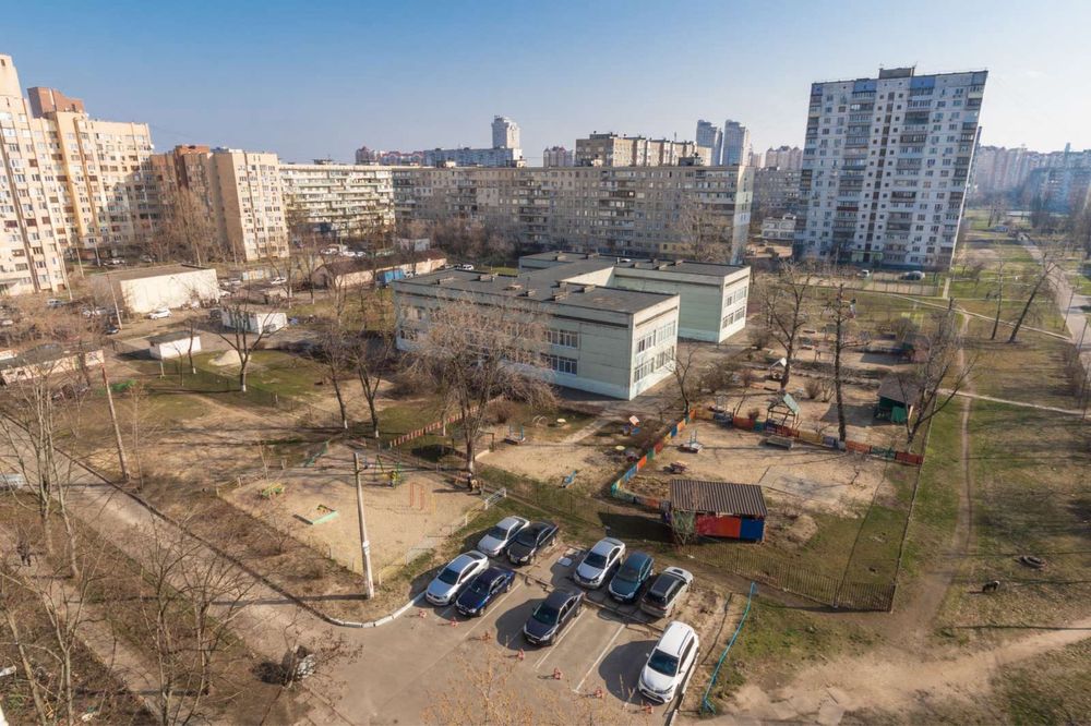 Посуточно &Почасово Йорданская 8..метро Оболонь Подобово квартира