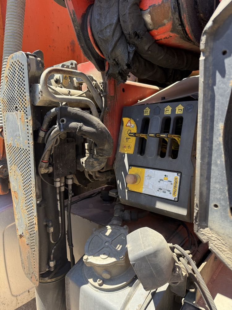 Volvo FMX com grua PK23001 e báscula