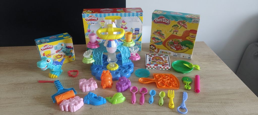 3 zestawy Play-Doh lodziarnia, pizza i dinozaur stan idealny