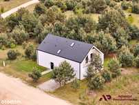 Farmhouse z prywatnym kawałkiem lasu-  nowy dom
